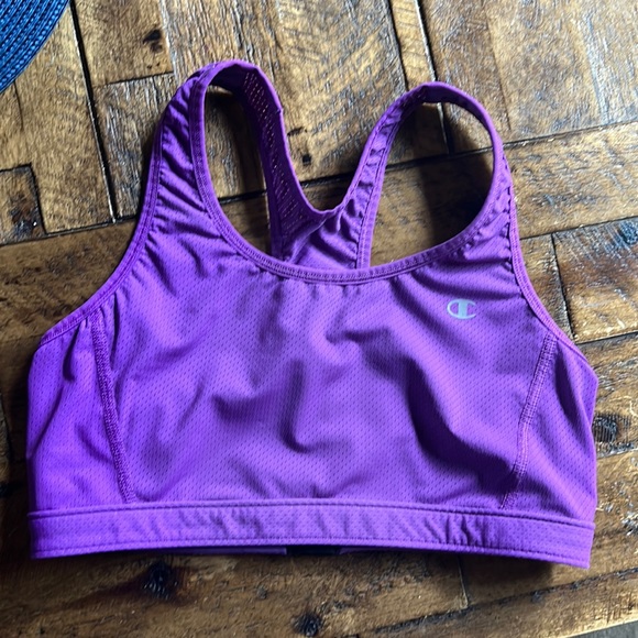 Under Armour Tops - Under armour sport bra
